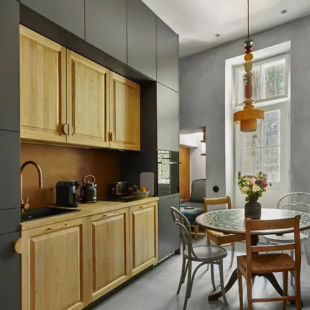 Luella Apartman